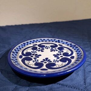Hand Painted Talavera Pottery Plate – Signed - Puebla, Mexico ￼